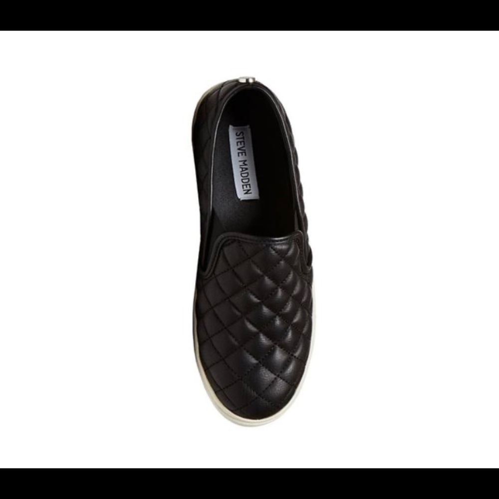 Steve Madden Black Slip-on sneakers - size 9 W